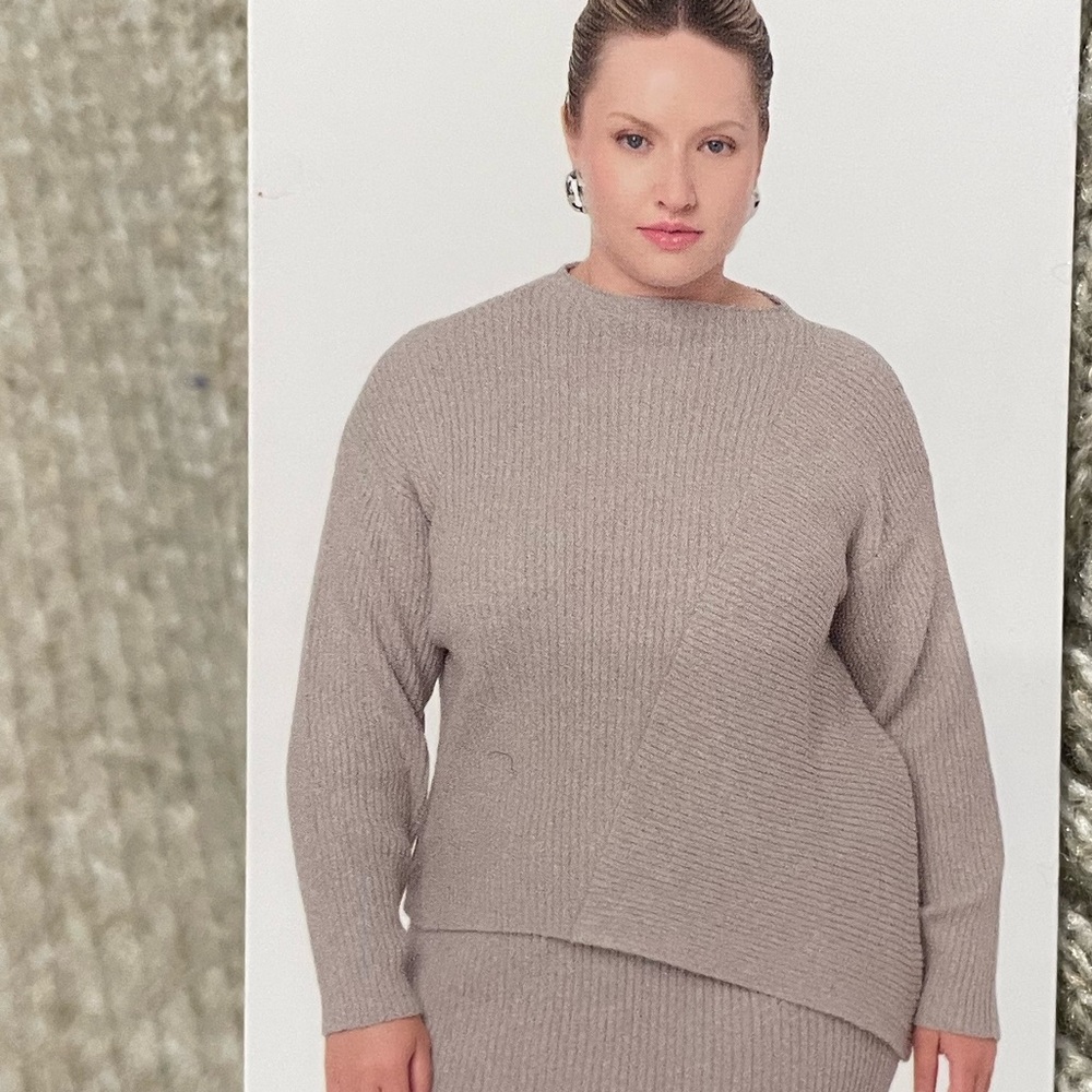 Edited by Remi Bater oatmeal Contrasting ribbed long sleeve offset hem sweater